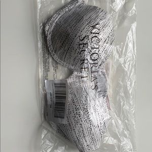 Victoria’s Secret Underwire Perfect Coverage Bra